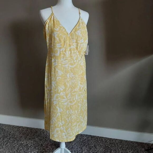 Nine West Faux Wrap Midi Dress Sz XL New Yellow Tropical - Picture 1 of 10